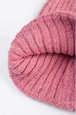 Шапка жіноча